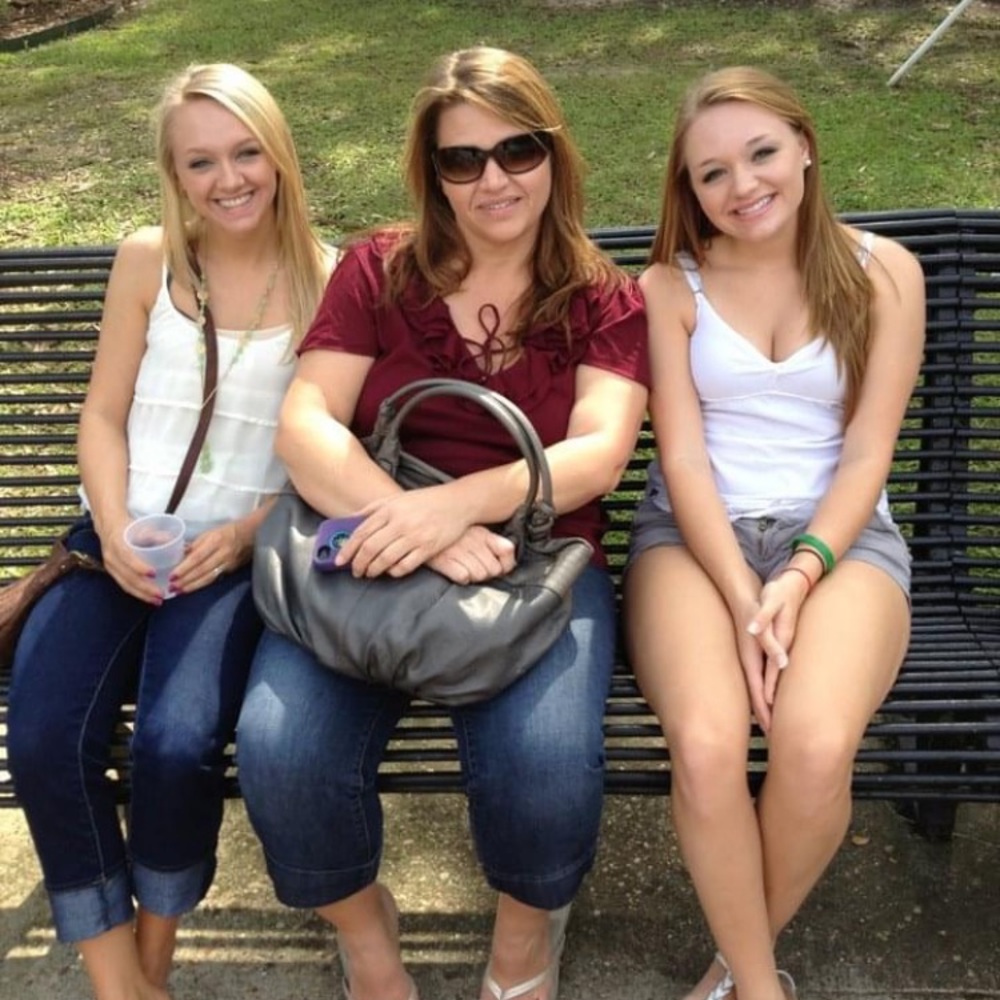 Meet your Posher, Lou ann